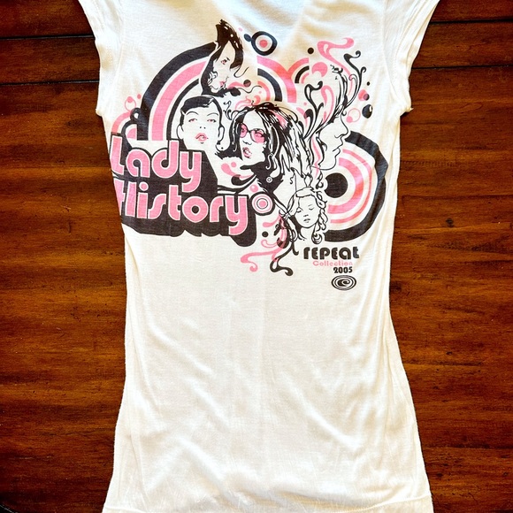 70’s retro inspired fitted collard t-shirt - Picture 1 of 2